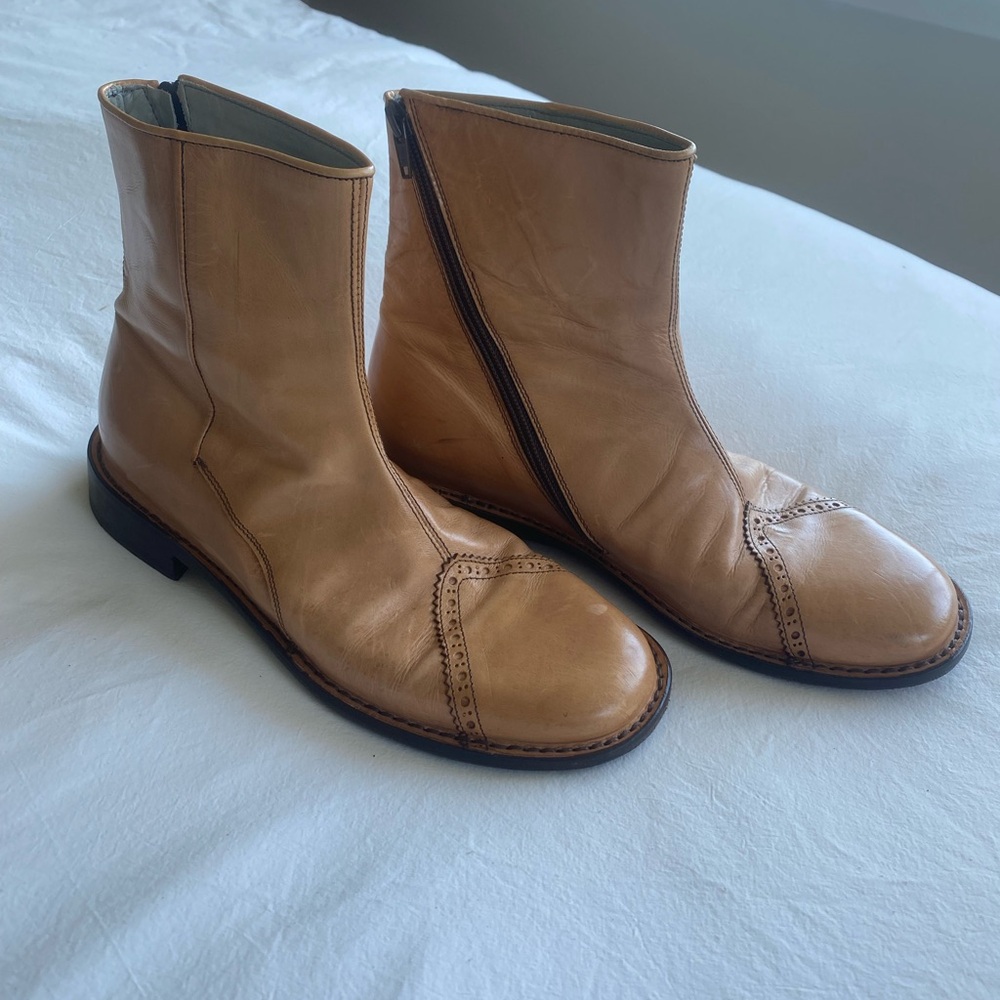 Classic Tan Men's Leather Boots